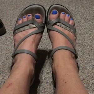 Jambu sandals